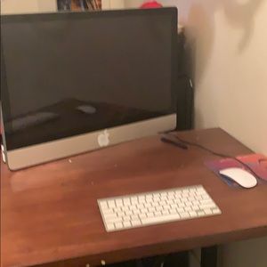 Wide screen Imac with Linux OS